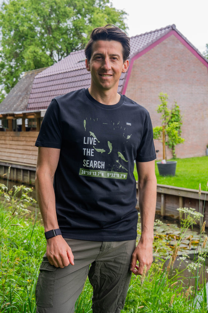 
                  
                    Live The Search t-shirt - Black
                  
                