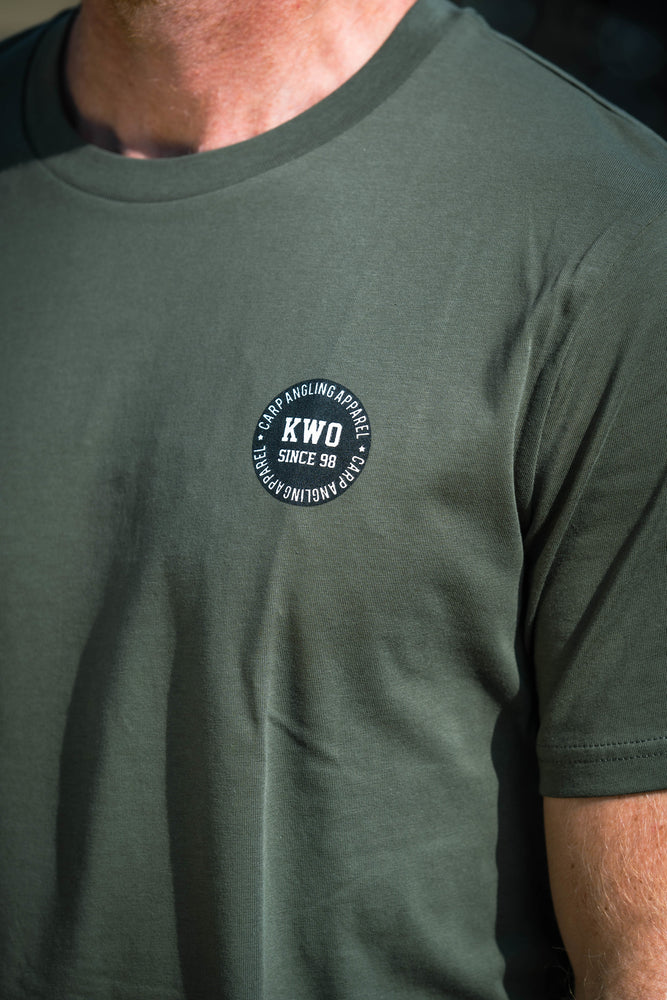 
                  
                    KWO Searching T-Shirt - Kleding - KWO Shop
                  
                