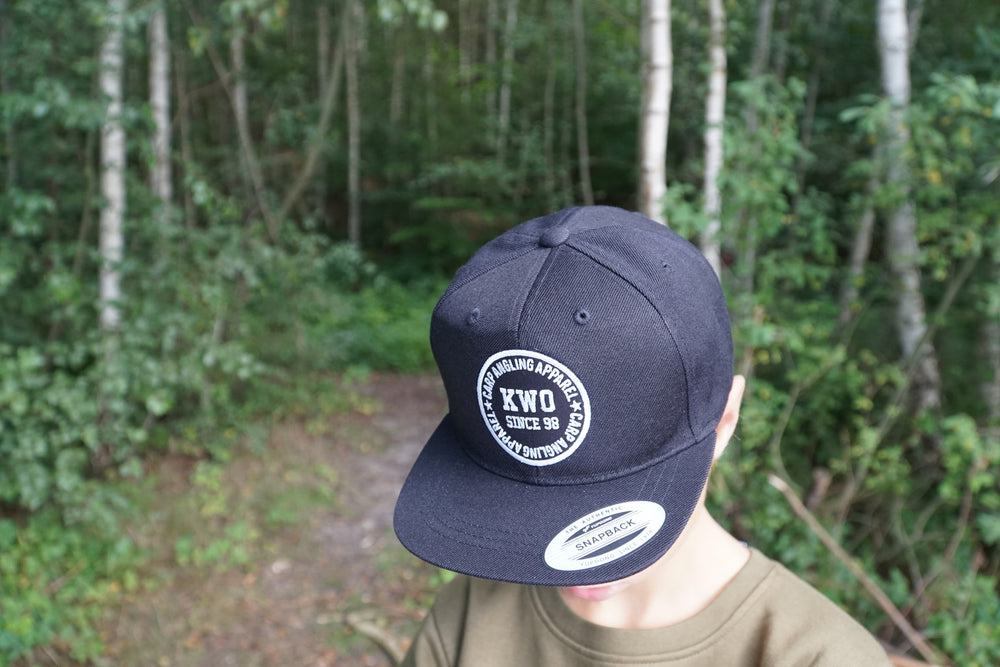 
                  
                    KWO Kinder Snapback - Zwart - Kleding - KWO Shop
                  
                