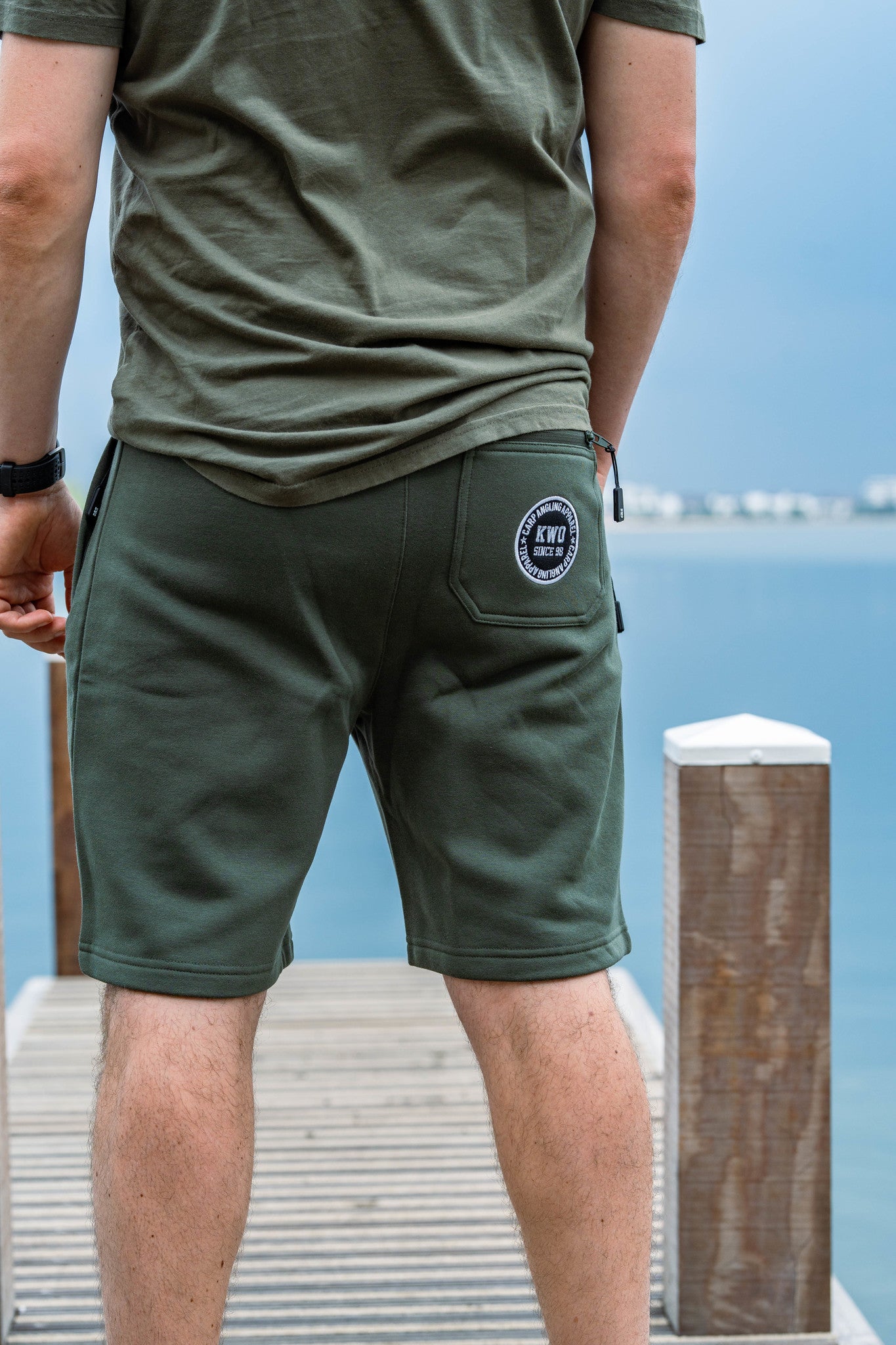
                  
                    KWO Korte Jogger - Kleding - KWO Shop
                  
                